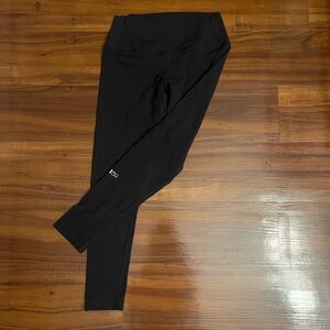 Splits59 Medium Black Leggings